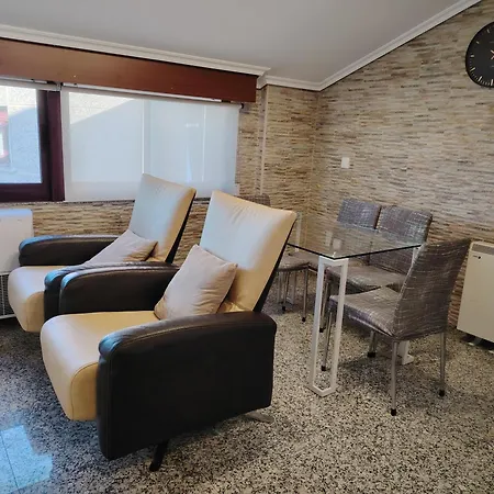 Atico Tipo Loft Centro De * Mugardos