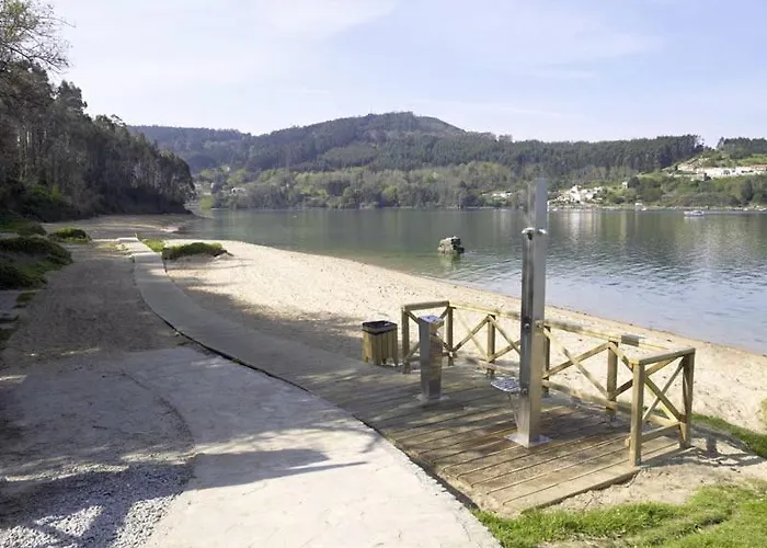 Atico Tipo Loft Centro De Mugardos